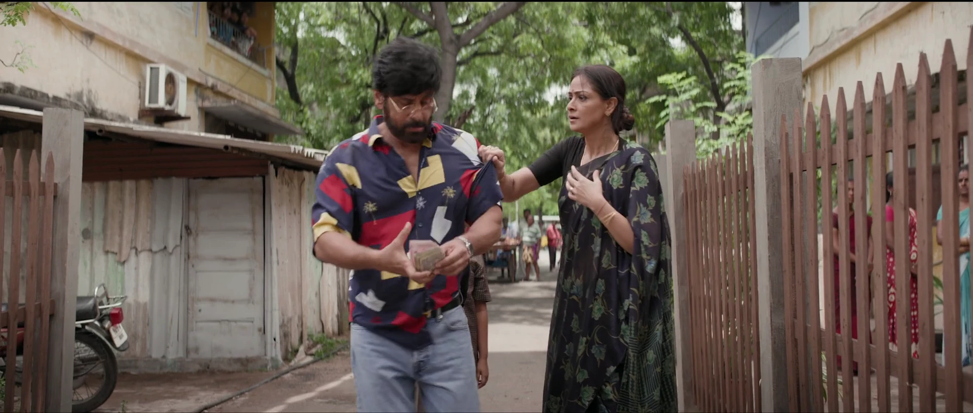 Mahaan 2022 Hindi Dual Audio WEB-DL 720p – 480p – 1080p